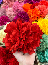 Cargar imagen en el visor de la galería, Flores tenemos: claveles,dalias,peonias. consultame por privado para más colores, tenemos todos!!!
